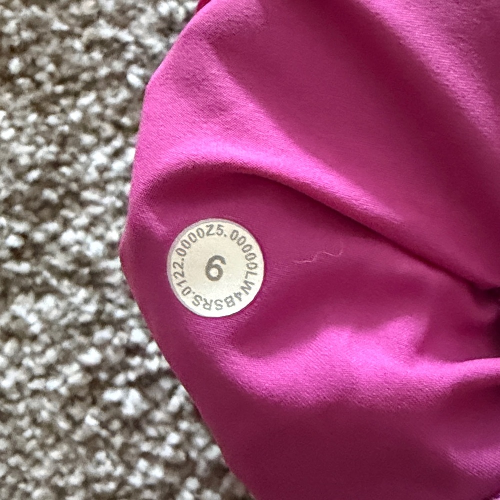 Lululemon Mist Over Windbreaker - Picture 10 of 10